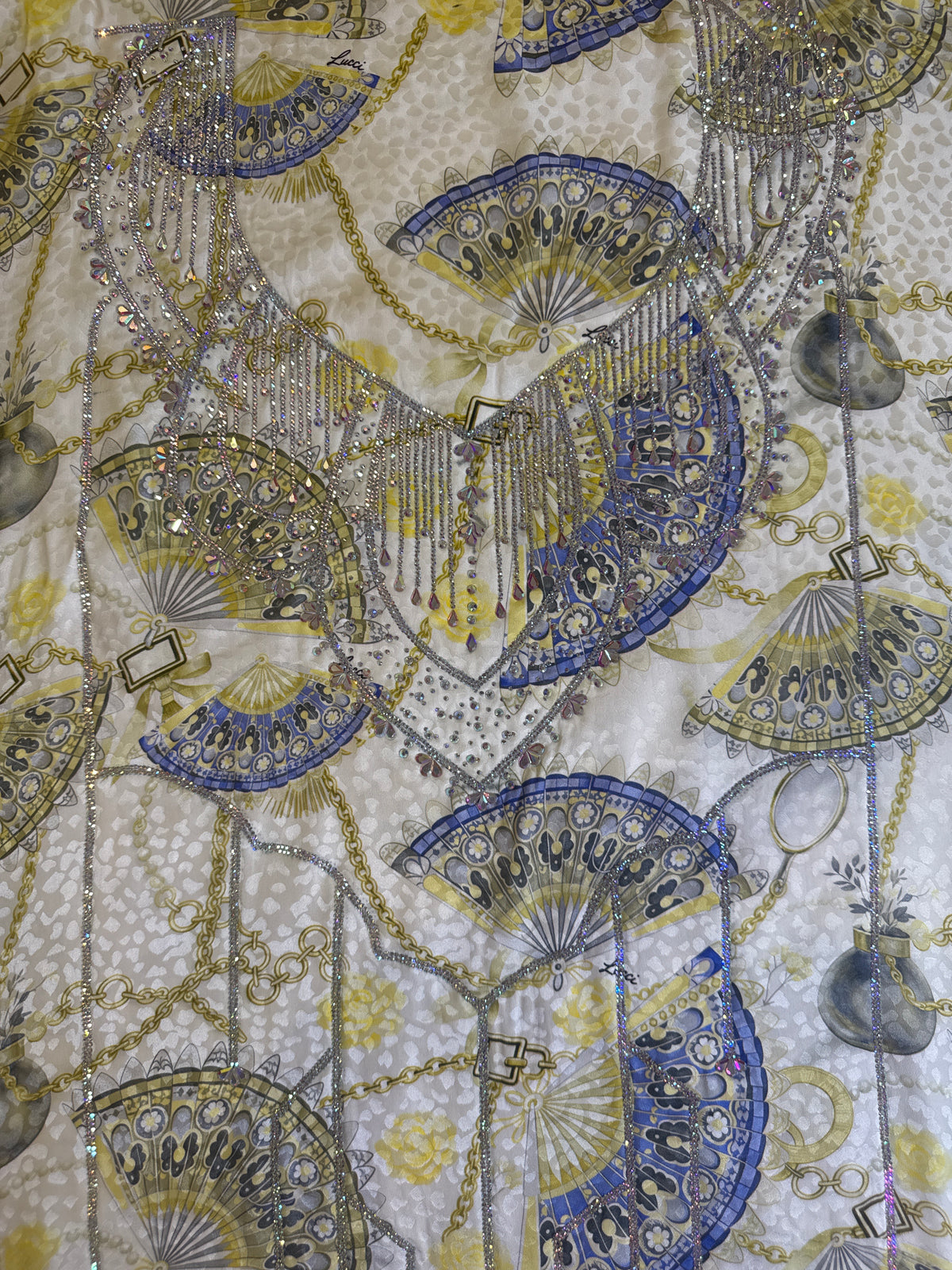 Three-Line Crystal Mukhawar — Pure Lucci Silk